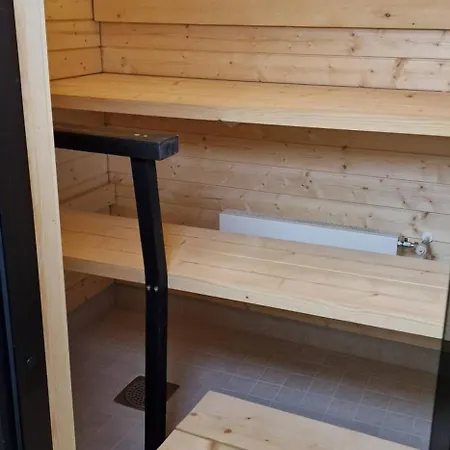 Location In * Όουλου